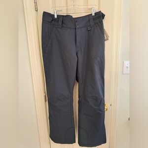 Women’s size xl snow pants. New with tags